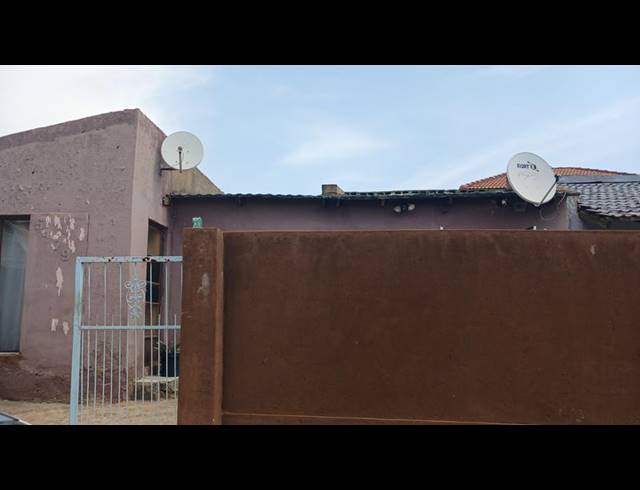 3 BEDROOM HOUSE FOR SALE IN HOSPITAL VIEW